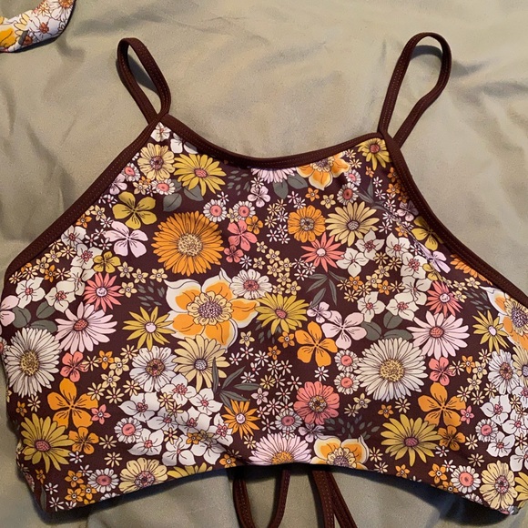 X-Large floral bikini top - Picture 2 of 2